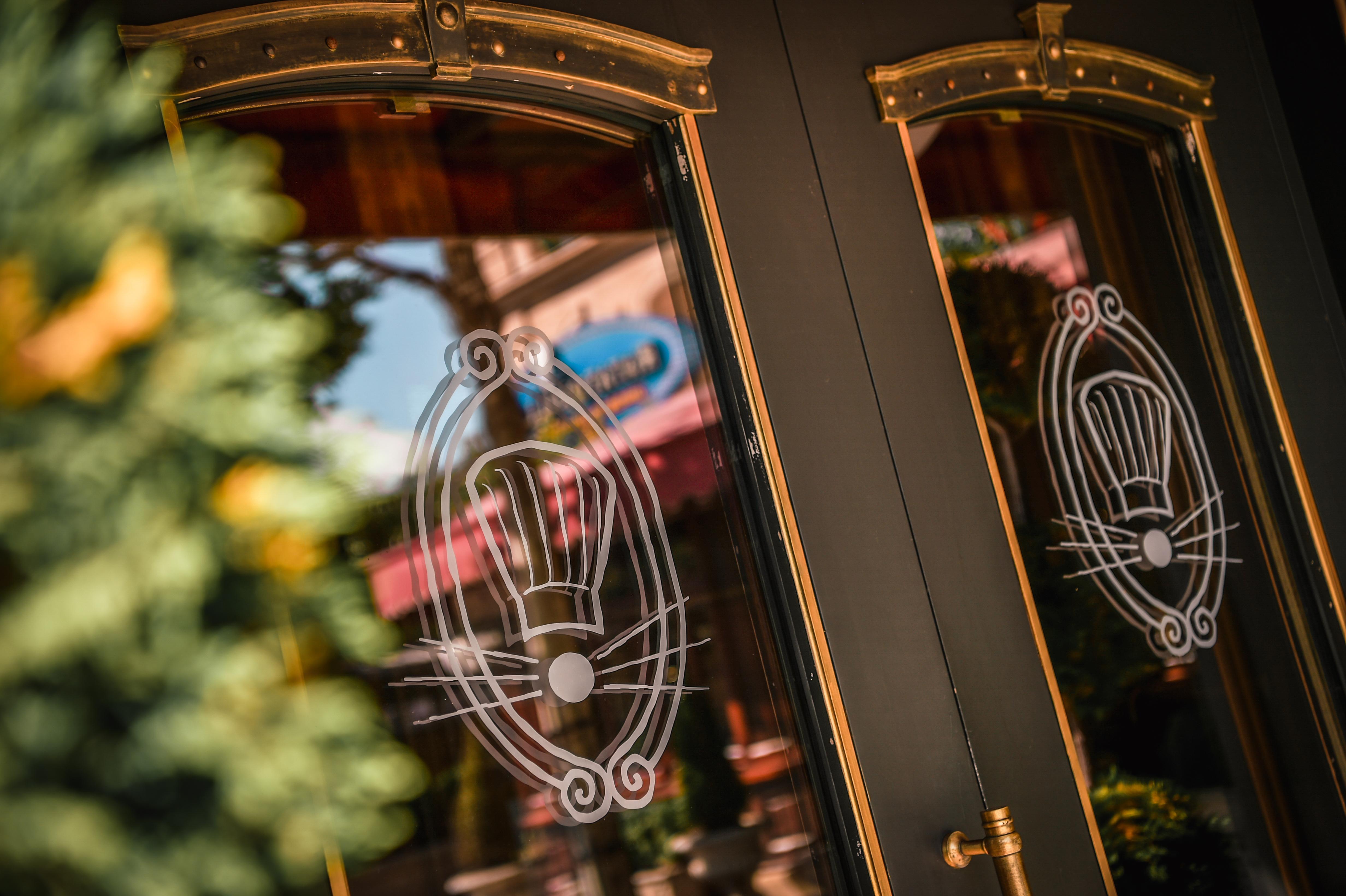 Disney Hotel New York - The Art Of Marvel Chessy  Exterior photo